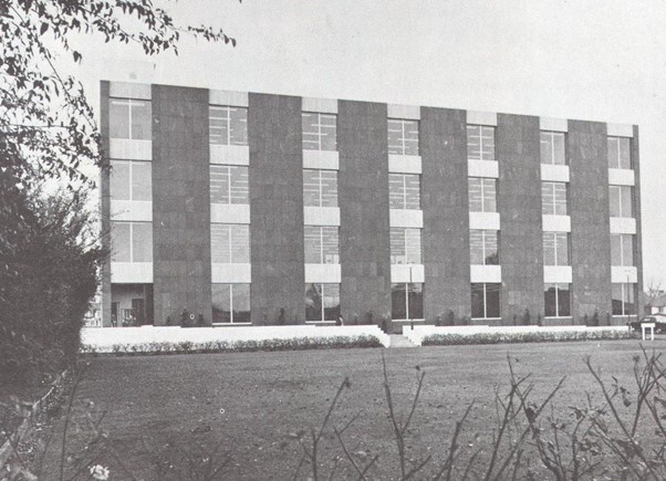 Kalamazoo - Front Building - Reynolds and Reynolds - Northfield