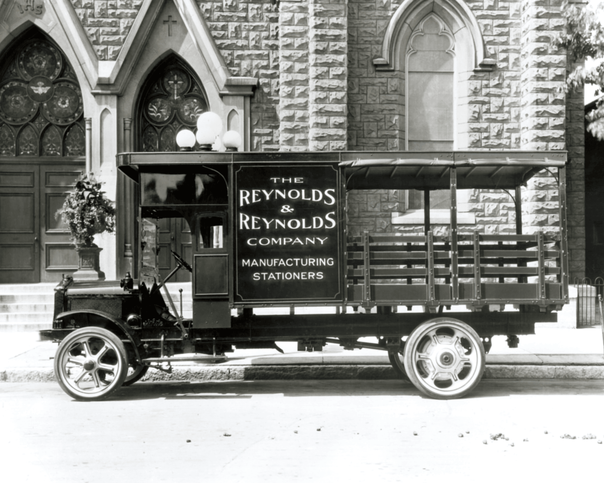 Reynolds and Reynolds UK - Stationery Truck